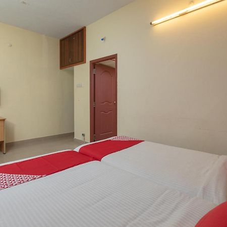 Oyo 16622 Vasantham Guest House Chennai Dış mekan fotoğraf