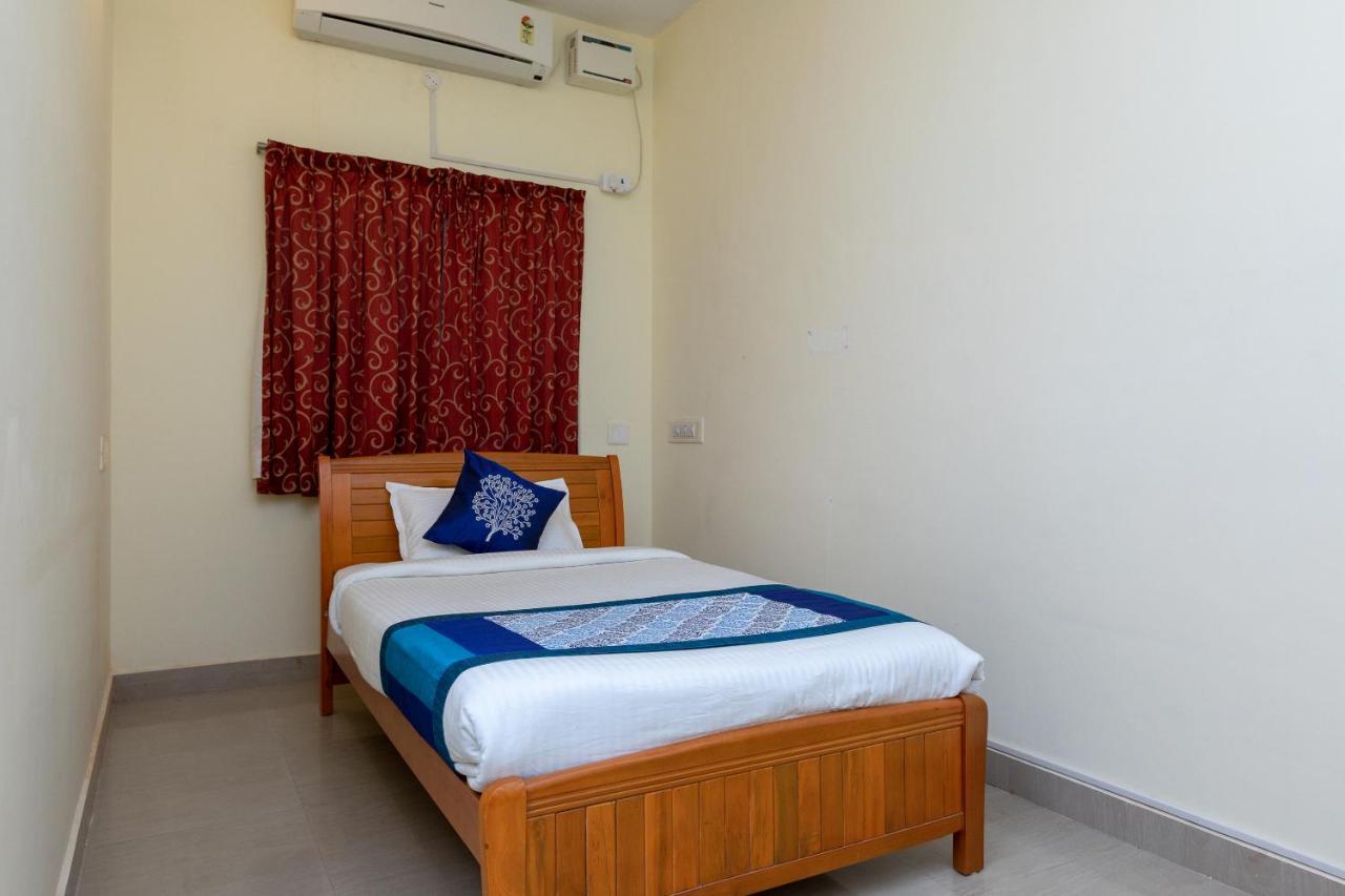 Oyo 16622 Vasantham Guest House Chennai Dış mekan fotoğraf