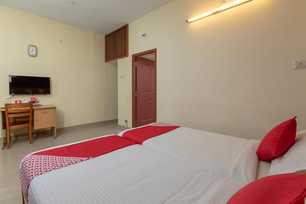 Oyo 16622 Vasantham Guest House Chennai Dış mekan fotoğraf