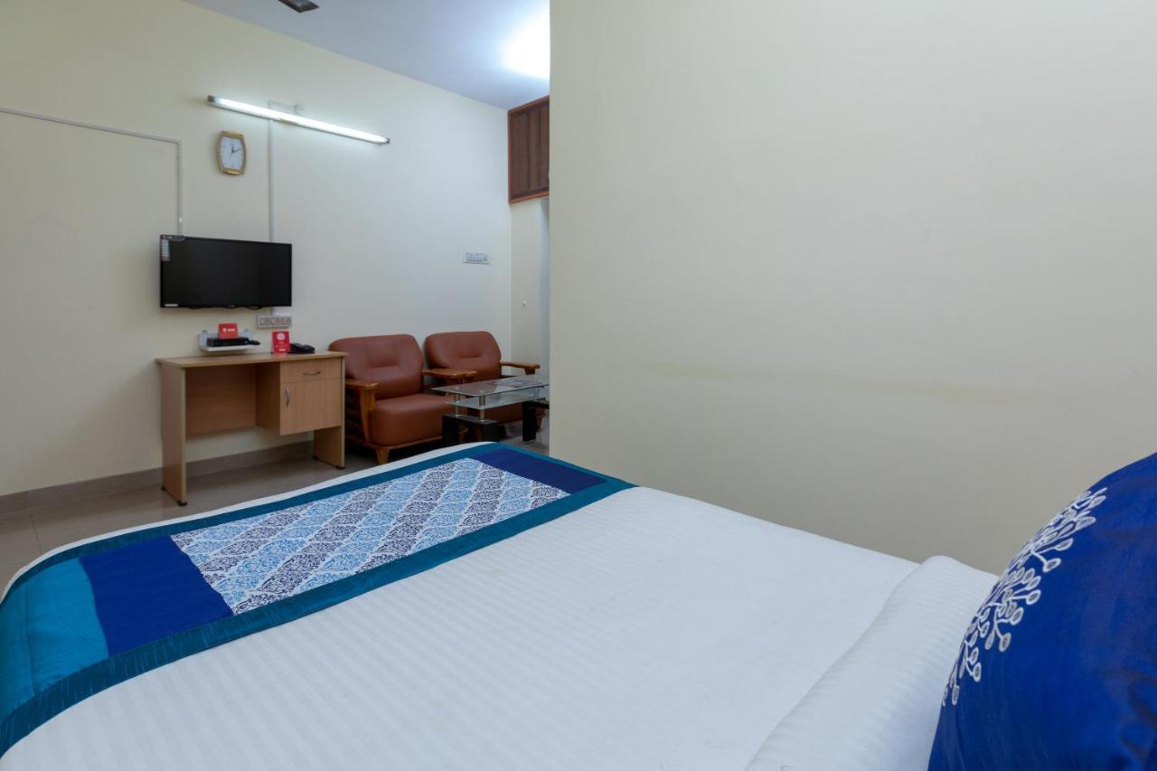 Oyo 16622 Vasantham Guest House Chennai Dış mekan fotoğraf