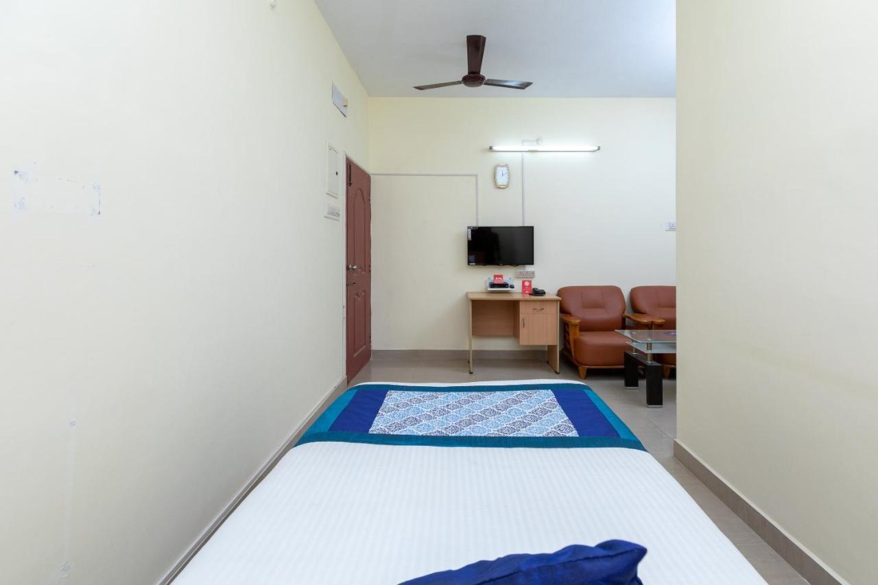 Oyo 16622 Vasantham Guest House Chennai Dış mekan fotoğraf