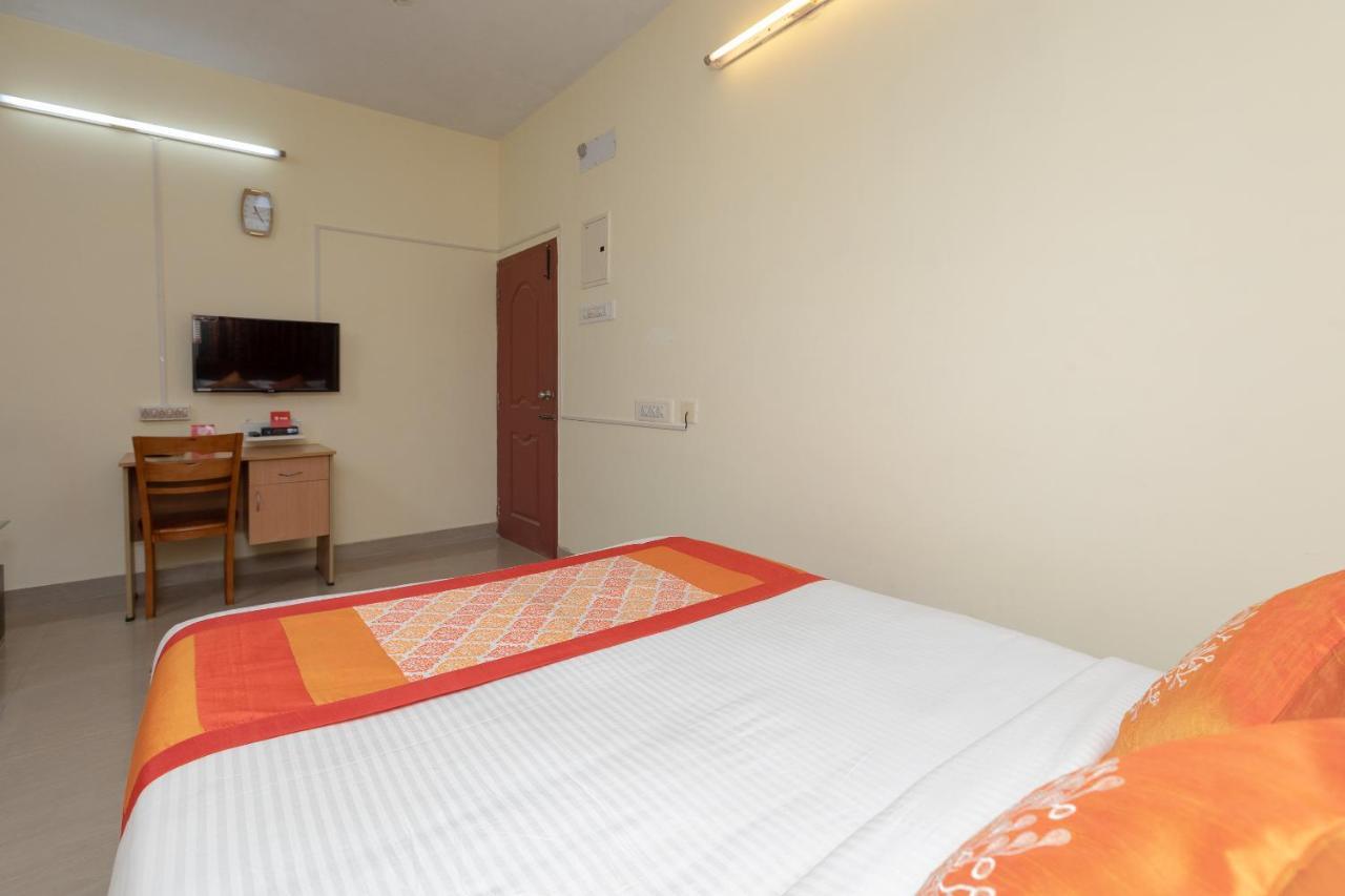 Oyo 16622 Vasantham Guest House Chennai Dış mekan fotoğraf