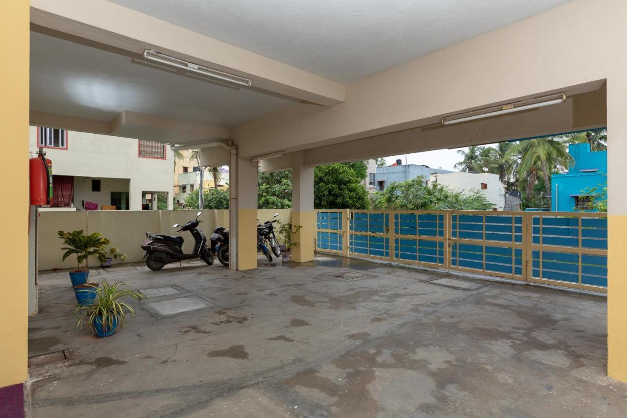 Oyo 16622 Vasantham Guest House Chennai Dış mekan fotoğraf